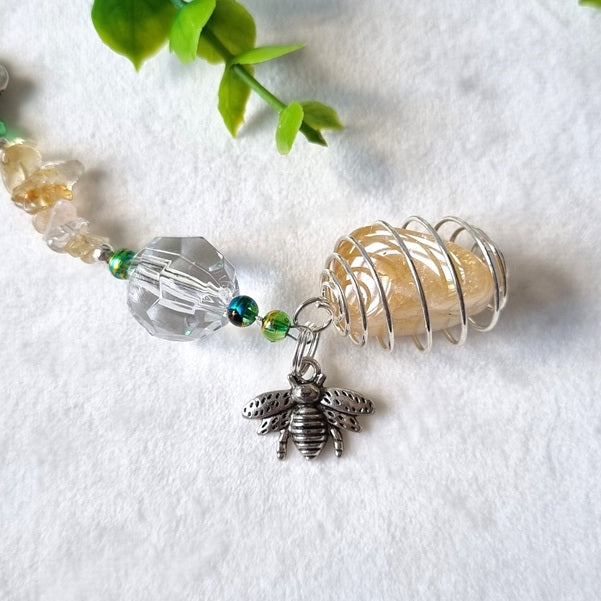 Bee Keeper Charm – (ID: akc7)