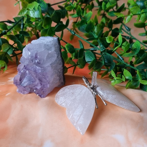 Clear Quartz Butterfly on Amethyst Cluster – (ID: cra21)