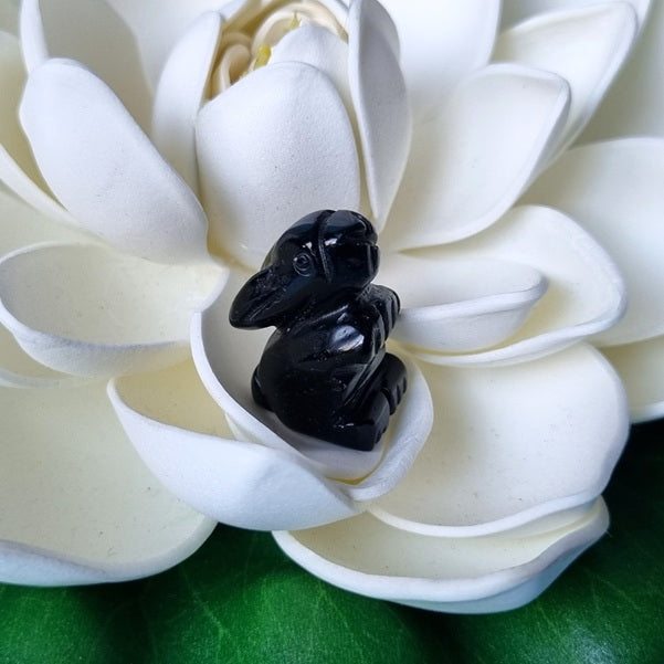 Black Obsidian Bunny – mini – (ID: cra49)