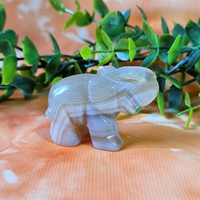 Banded Agate Elephant – (ID: cra65)