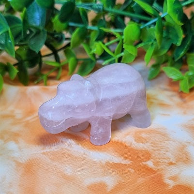 Rose Quartz Hippo – (ID: cra8)
