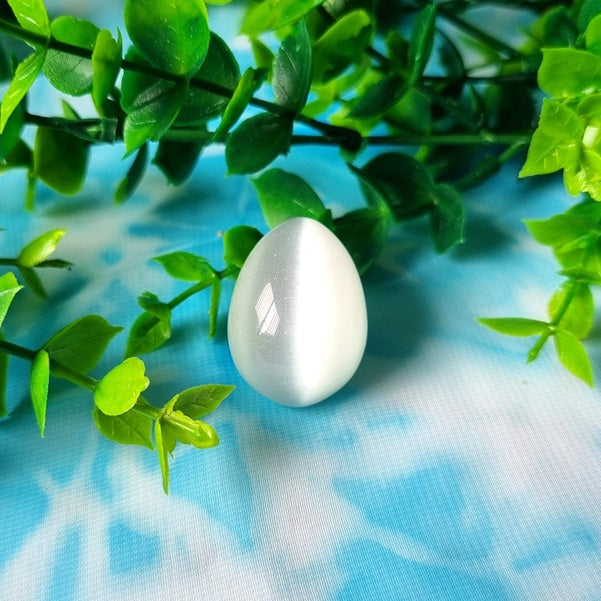 White Cats Eye Egg - mini – (ID: crf7)