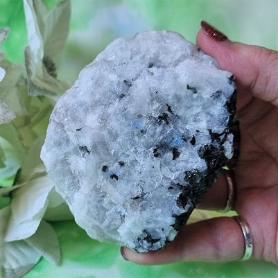 Rainbow Moonstone - (ID: crn105)