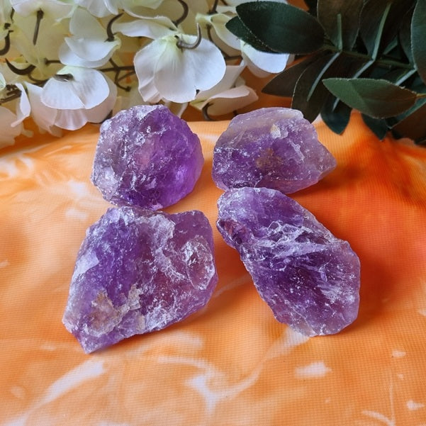 Amethyst Chunks - small - (ID: crn174)