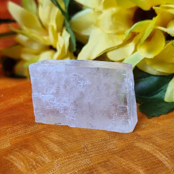 Optical Calcite – (ID: crn2)