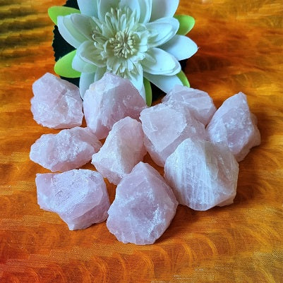 Rose Quartz Chunks - small - (ID: crn61)