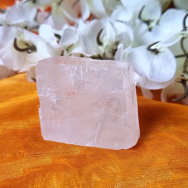 Optical Calcite - pink – (ID: crn7)
