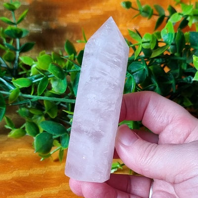 Rose Quartz Point - (ID: crp4)