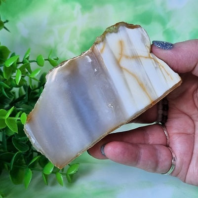 Carnelian, polished (New Zealand) – (ID: crp70)