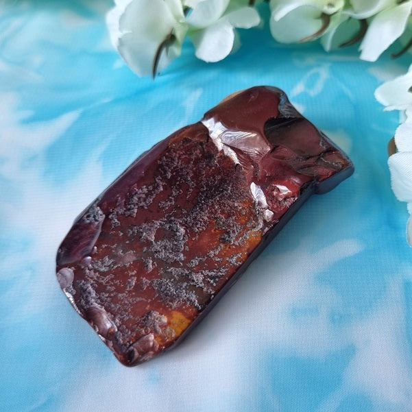 Red Mookaite Slice – (ID: crp99)