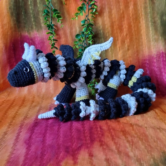 Bumble Faery Dragon – large – (ID: sox7)