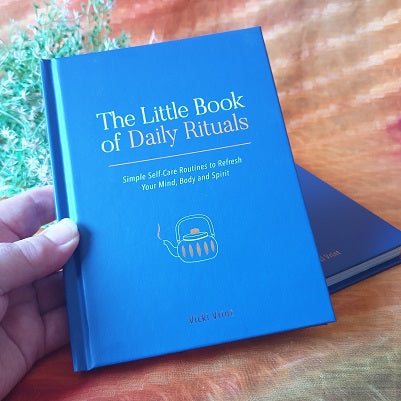 ‘The Little Book of Daily Rituals’ by Vicki Vrint – (ID: bc6)