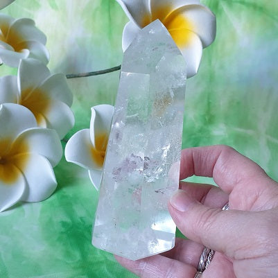 Clear Quartz Point – (ID: crp109)