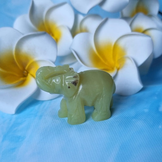 Yellow Aventurine Elephant – (ID: cra19)