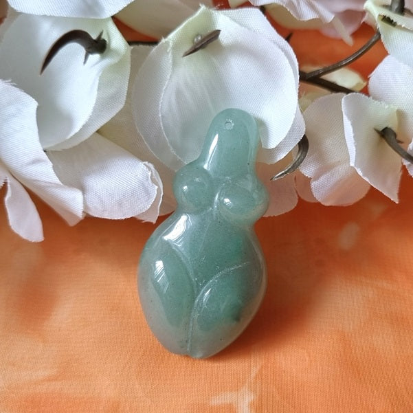 Green Aventurine Goddess Pendant – (ID: cra18)