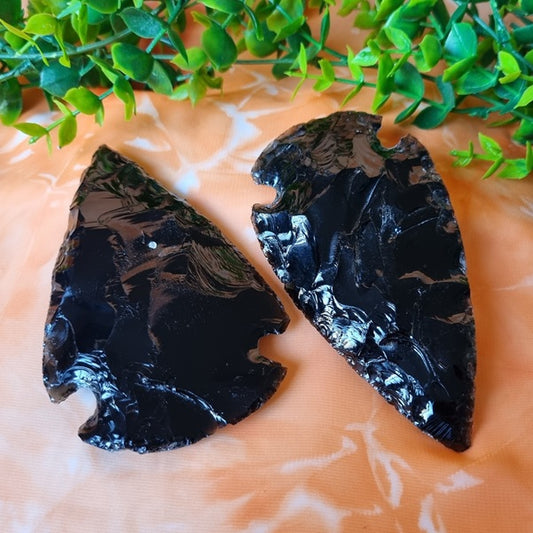 Black Obsidian Arrowheads – large - (ID: cra33)