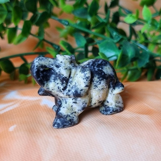 Serpentine Elephant – (ID: cra57)