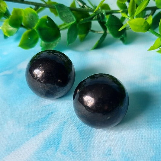 Shungite Spheres - (ID: crf57)