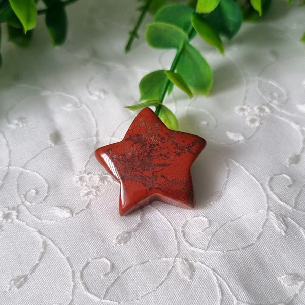 Red Jasper Star – mini - (ID: crf72)