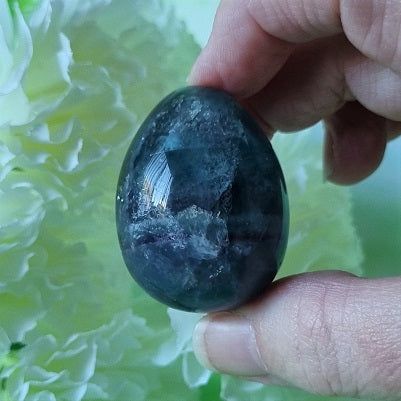 Blue Fluorite Egg – (ID: crf92)