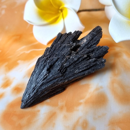Black Kyanite Blade - (ID: crn141)