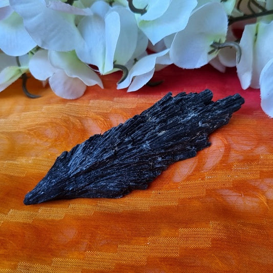 Black Kyanite Blade - (ID: crn166)