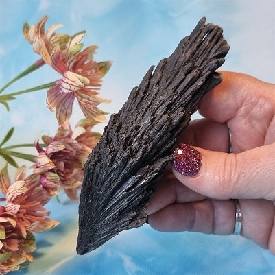 Black Kyanite Blade - (ID: crn167)