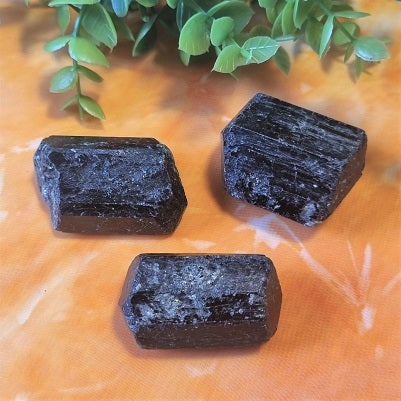 Black Tourmaline Chunks – (ID: crn38)