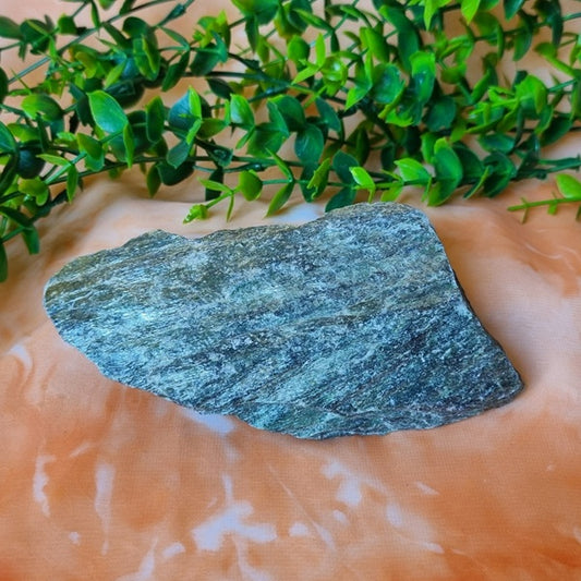 Fuchsite – (ID: crn59)
