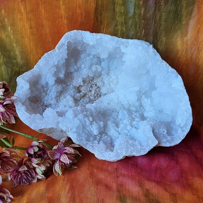 Clear Quartz Geode - ex-large - (ID: crn80)