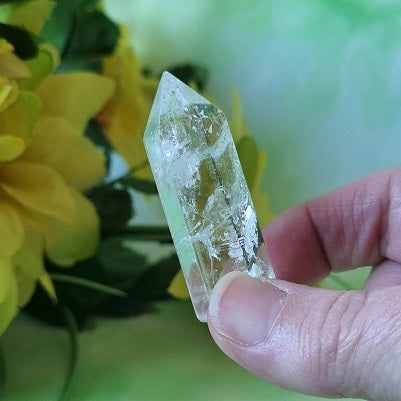 Clear Quartz Point – (ID: crp111)