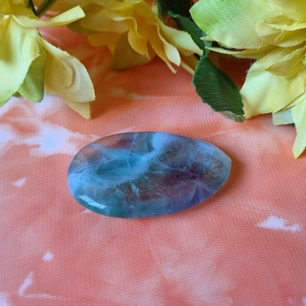 Rainbow Fluorite Thumbstone – (ID: crp86)
