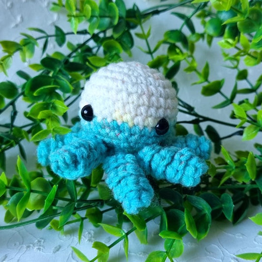 Cream-Green Octopus - (ID: sox1)